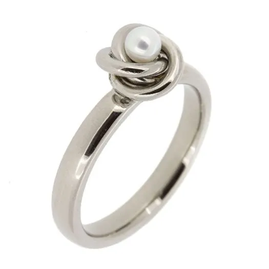 Celtic Knot Titanium Ring w/ Pearl