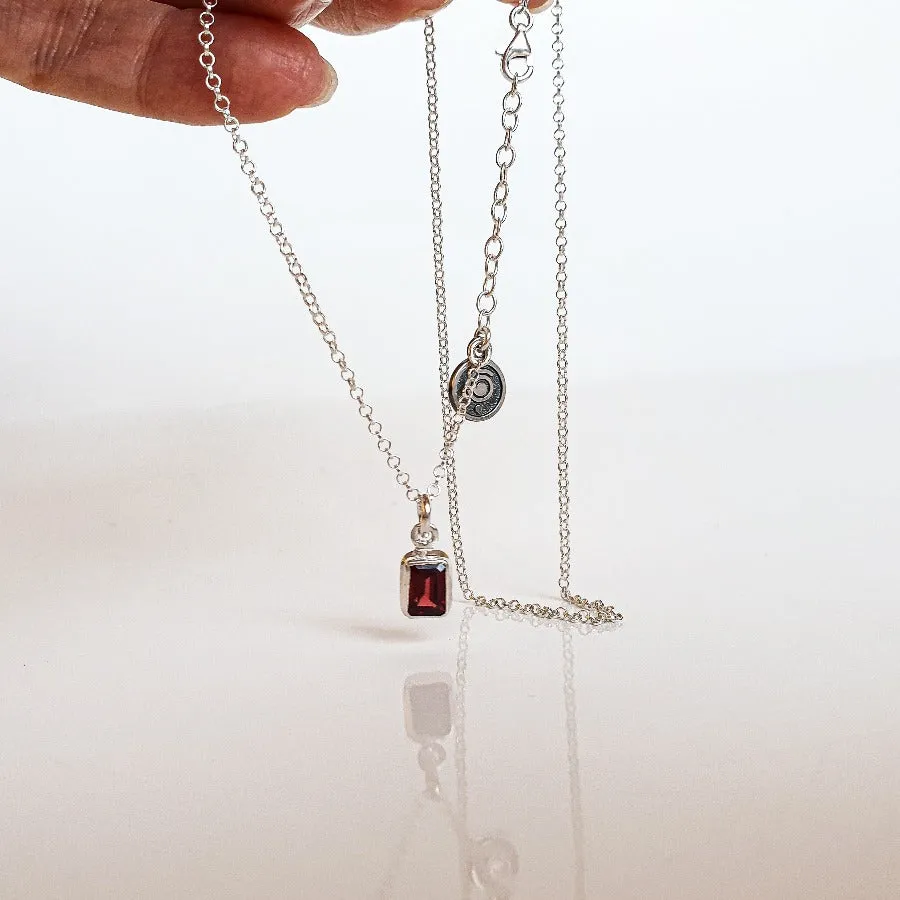 Elegant Red Garnet Silver Necklace Pendant "Vitality"