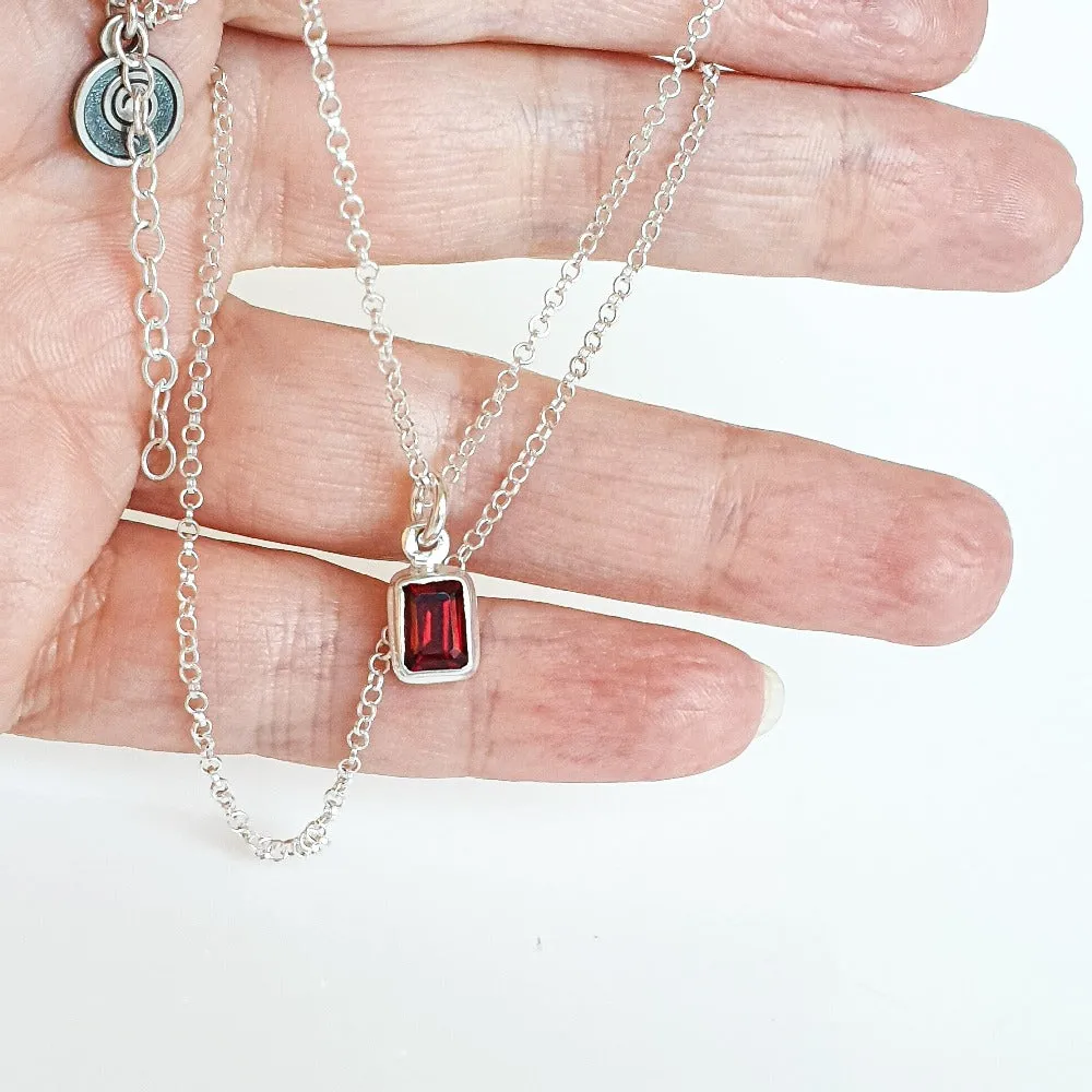 Elegant Red Garnet Silver Necklace Pendant "Vitality"