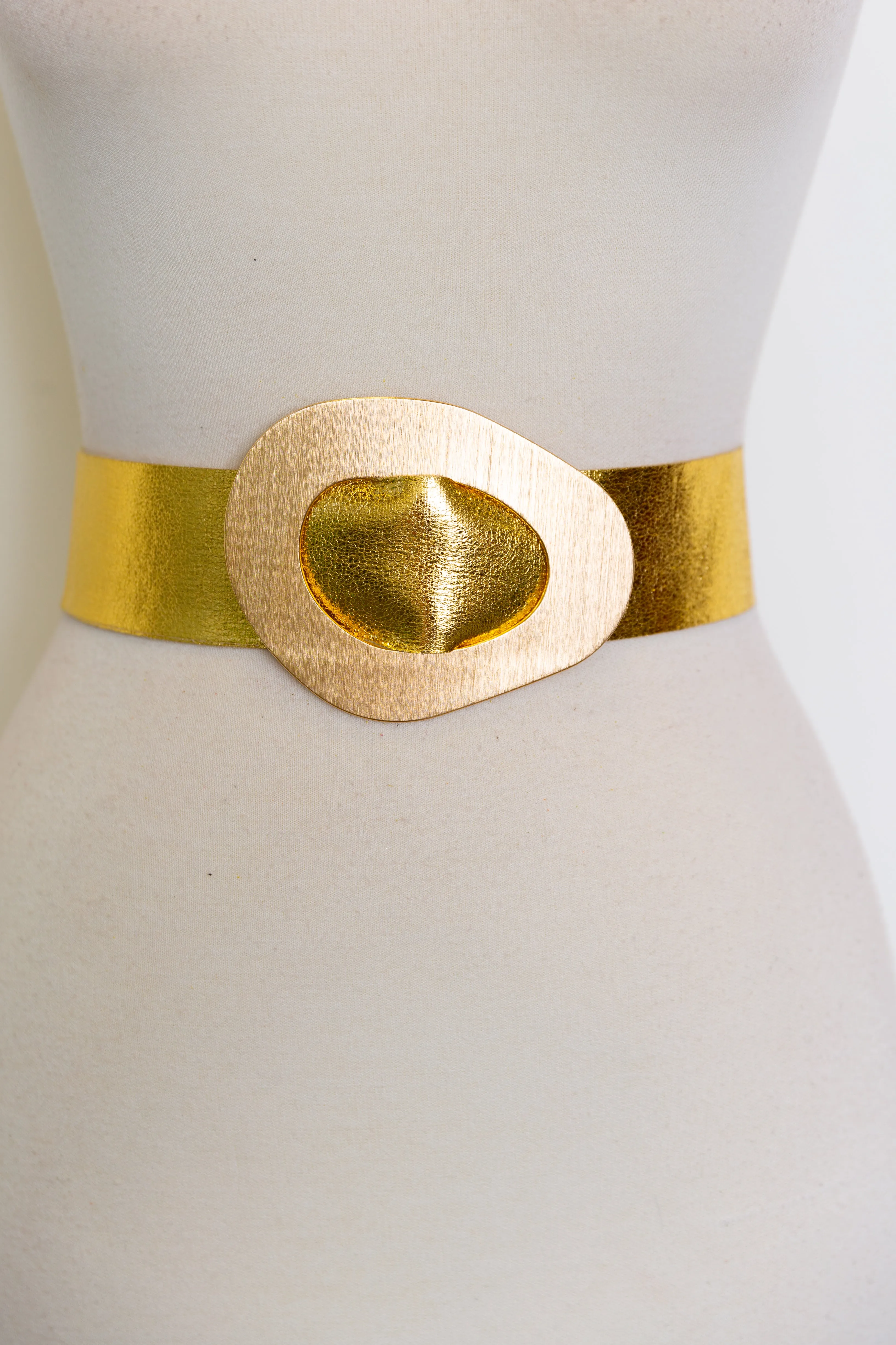 Metallic Italian Vegan Leather Oval Belt “Gold”