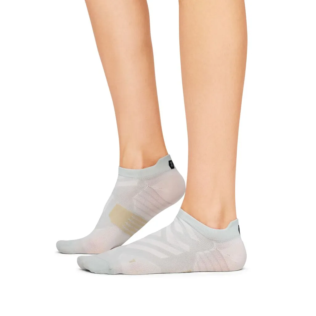 On Running Performance Low Sock (Womens) - Glacier/Dew