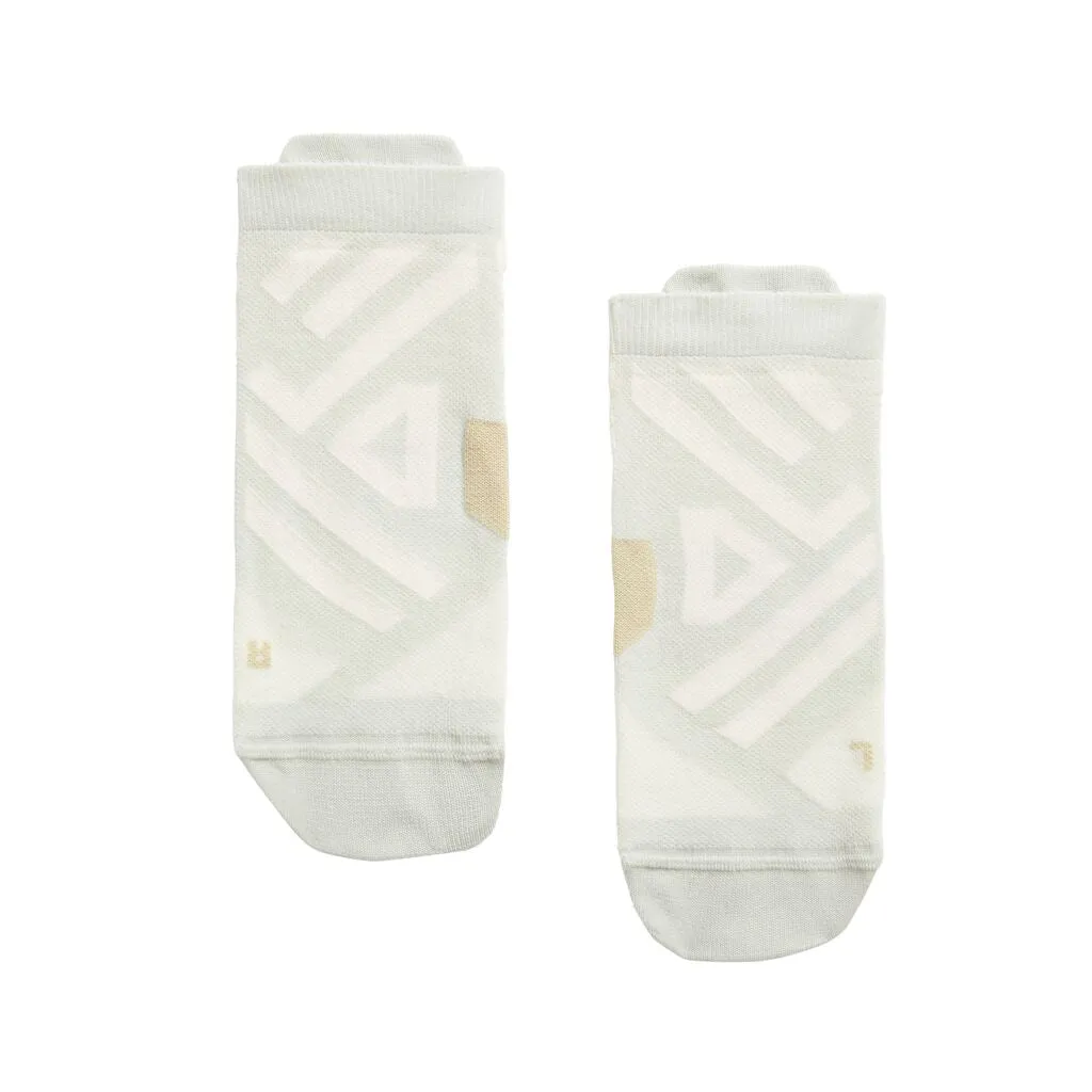 On Running Performance Low Sock (Womens) - Glacier/Dew