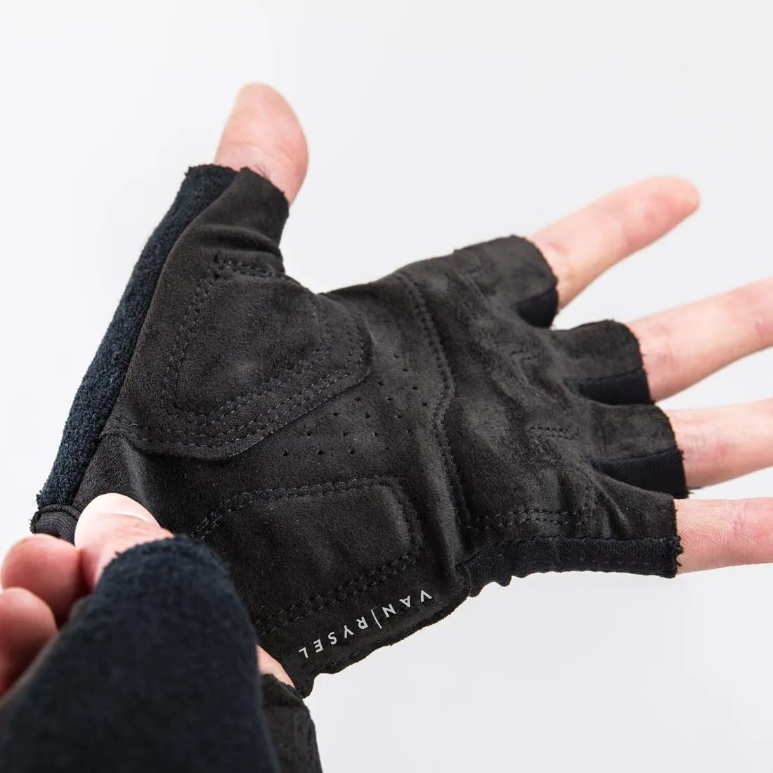 Roadr 500 Cycling Gloves